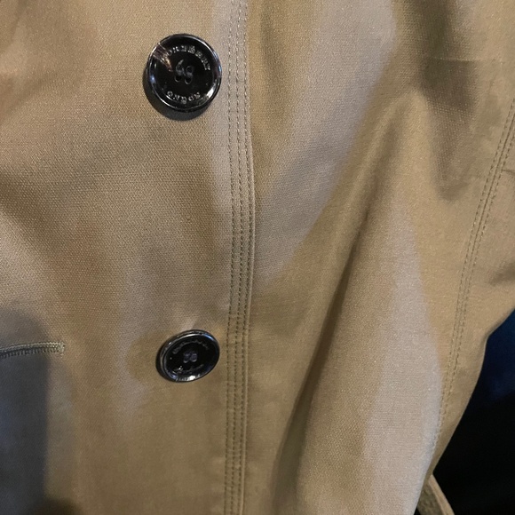 Burberry Trench Coat, Size 2 Women's - Picture 10 of 10